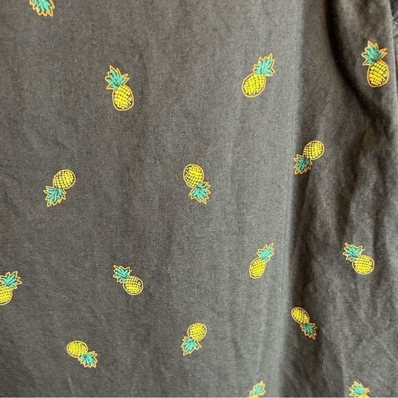 5 for $25🔥Old Navy The Classic Shirt Pineapple Grey Shirt Boys Small (6/7) - Picture 3 of 6